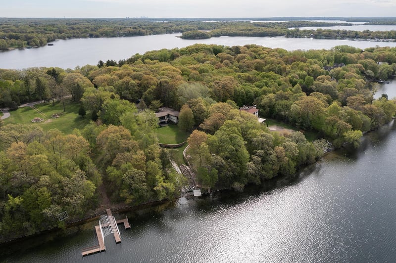 935 Tonkawa Rd, Orono, MN 55356