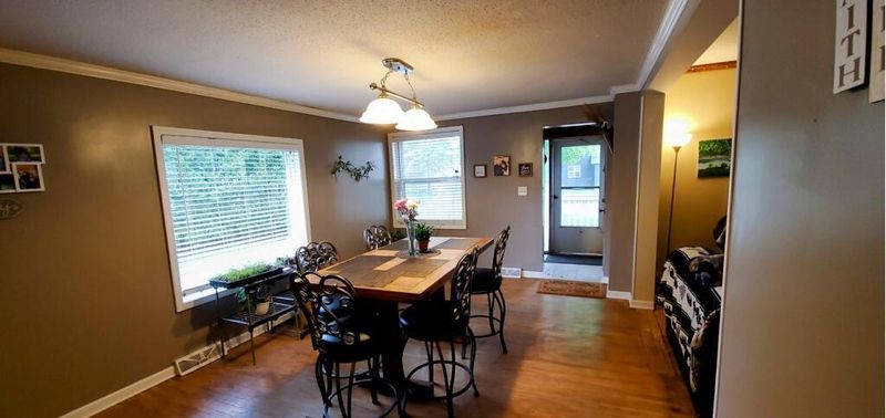 211 Olive St, West Concord, MN 55985