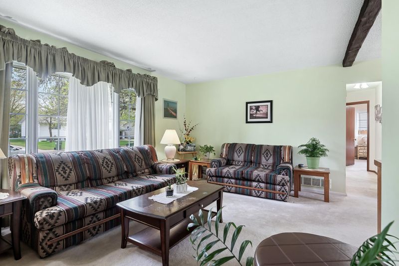 533 Manor Dr NE, Spring Lake Park, MN 55432