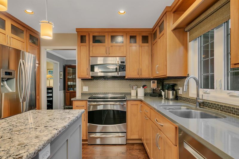 2520 Desoto Dr, Saint Cloud, MN 56301