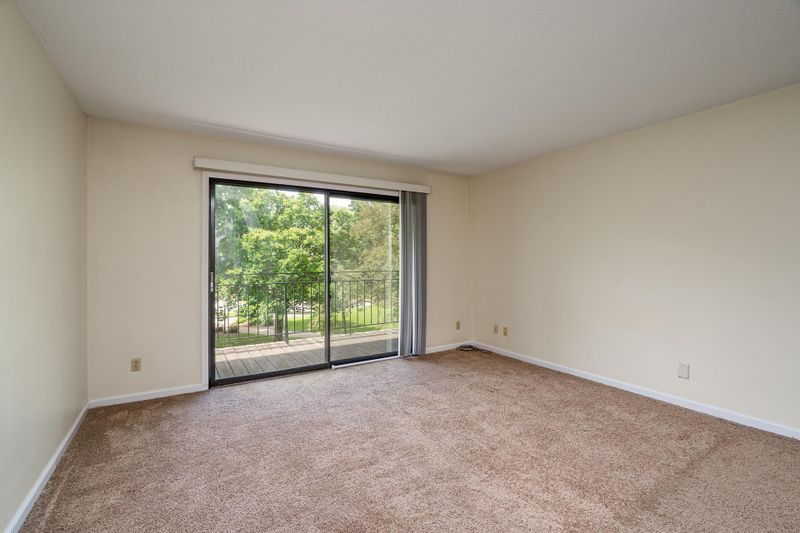 4100 Parklawn Ave #217, Edina, MN 55435