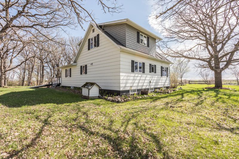 48811 215th Ave, Pelican Rapids, MN 56572