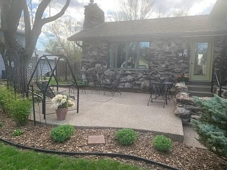 911 4th St NW, Clara City, MN 56222