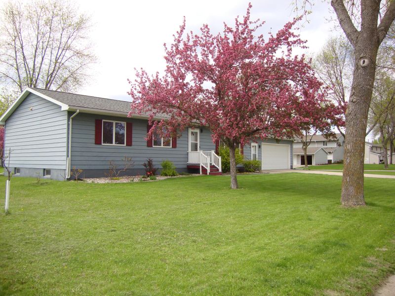800 19th St SE, Willmar, MN 56201