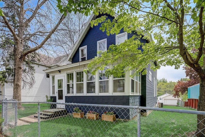 1232 Ross Ave, Saint Paul, MN 55106