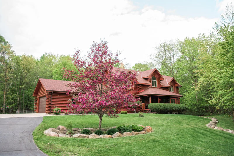 9720 4th St NE, Hanover, MN 55341