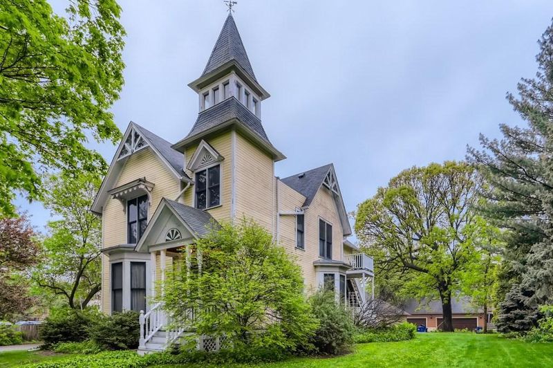 414 Ashland Ave #3, Saint Paul, MN 55102