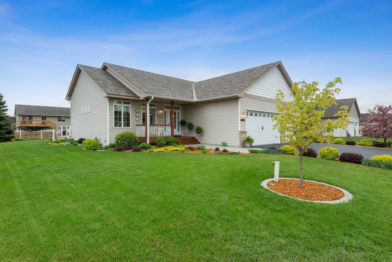 603 Edgewood St SW, Isanti, MN 55040
