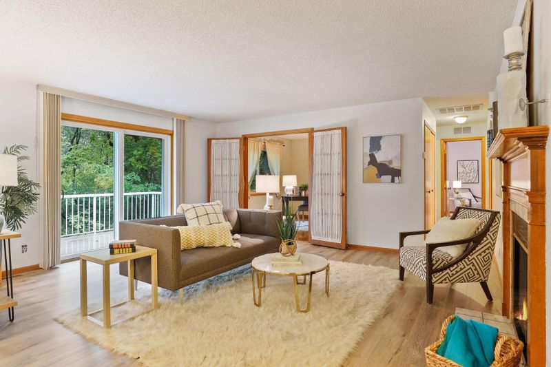 154 Galtier Pl #154A, Shoreview, MN 55126
