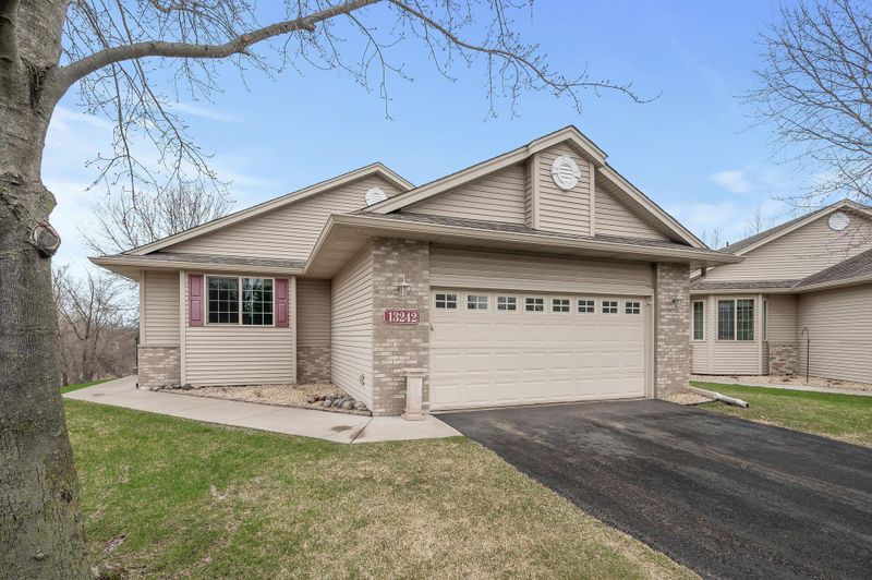 13242 Europa Bay N, Hugo, MN 55038
