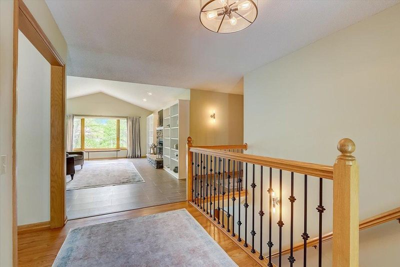 15409 Tarleton Crest N, Maple Grove, MN 55311