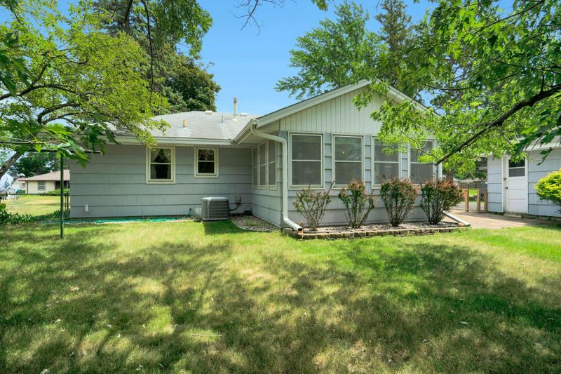 9012 17th Ave S, Bloomington, MN 55425