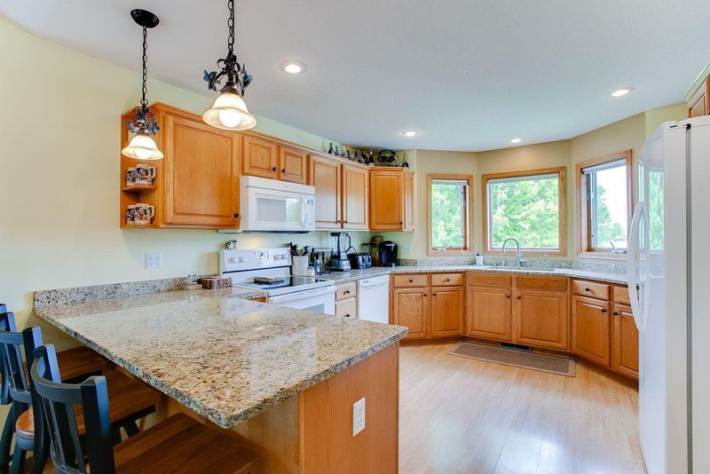 6631 Tele Ln, Lino Lakes, MN 55038
