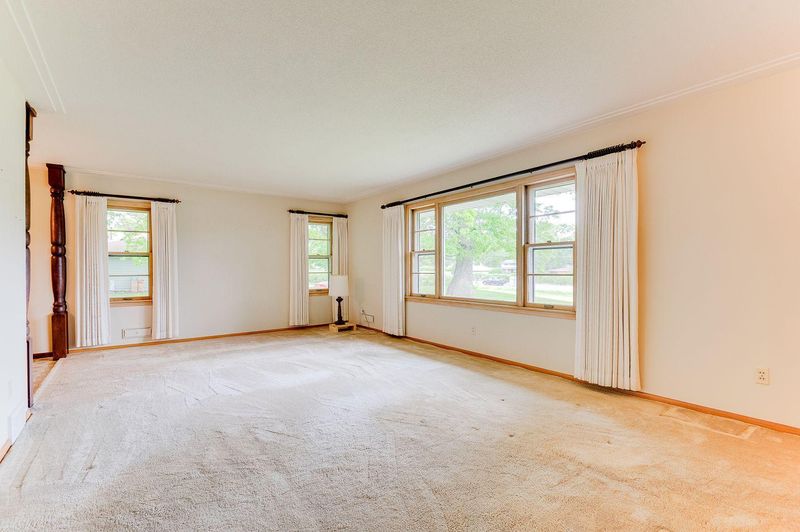 6930 Highway 55, Golden Valley, MN 55427