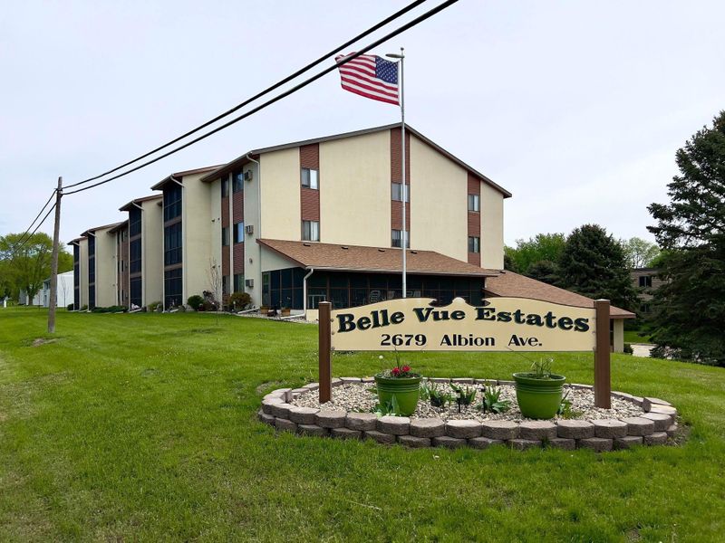 2679 Albion Ave #102, Fairmont, MN 56031
