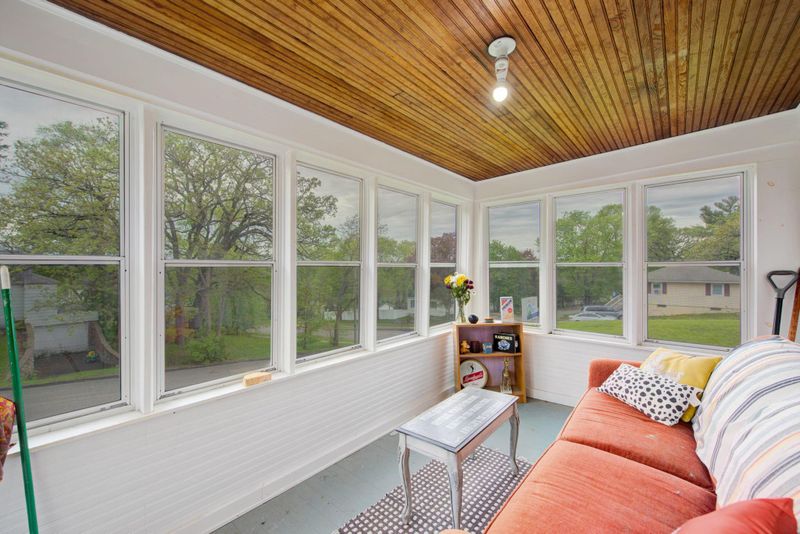 222 Locust St N, Prescott, WI 54021