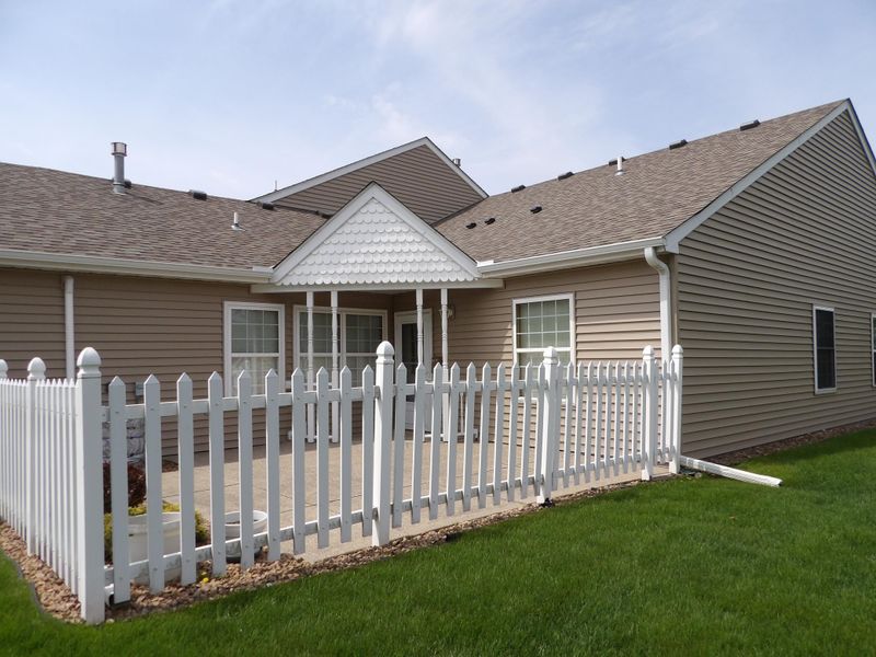 1902 Burr Oak Dr #A, Austin, MN 55912