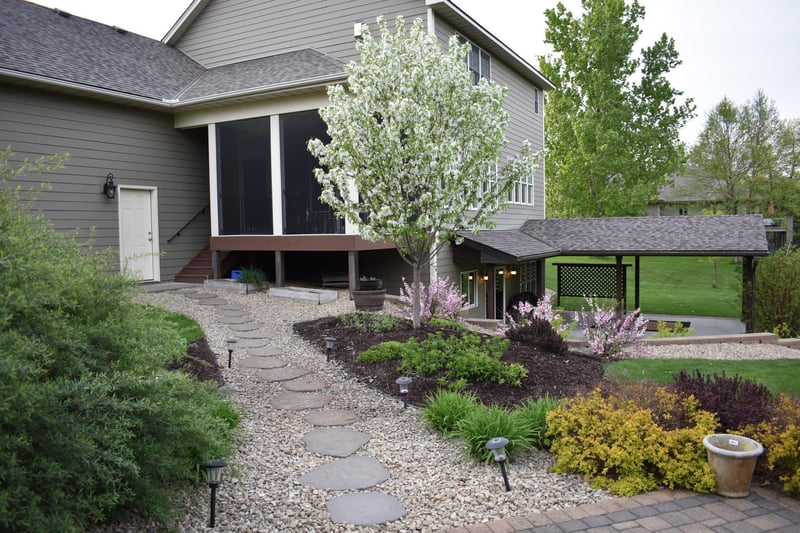 21079 Yellowpine St NW, Cedar, MN 55011
