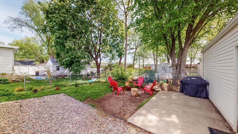 12 14th Ave NE, Rochester, MN 55906