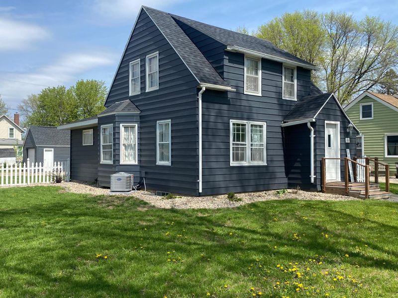202 N 8th St, Kerkhoven, MN 56252