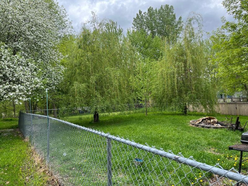 632 3rd St NW, Forest Lake, MN 55025