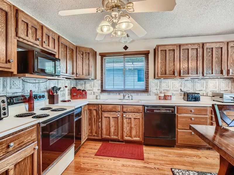 13280 Kipling Ave S, Savage, MN 55378