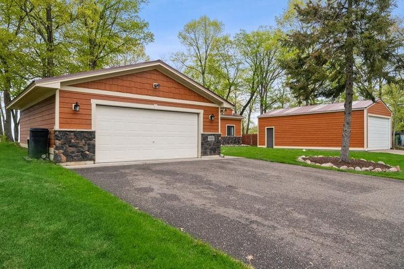 43193 Vista Rd, Isle, MN 56342