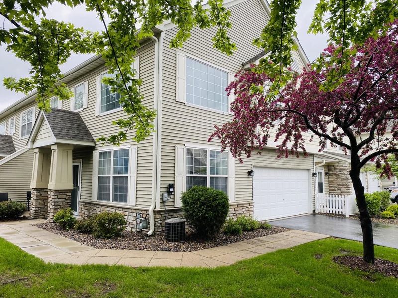 15106 Dunwood Trl, Apple Valley, MN 55124