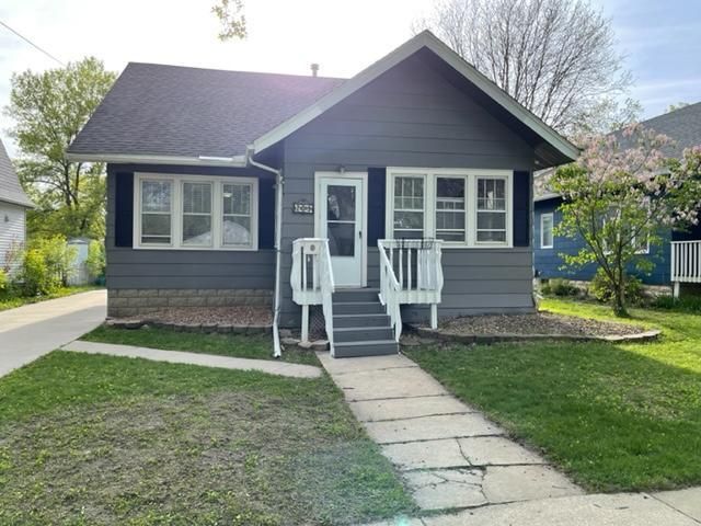709 8th St NW, Austin, MN 55912