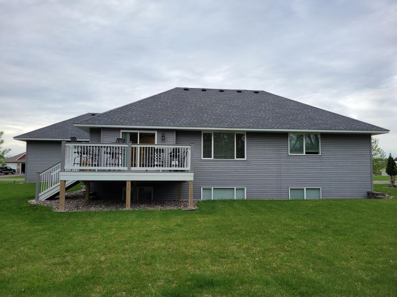4707 382nd Dr, North Branch, MN 55056