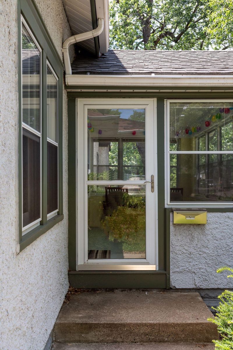 1951 Ulysses St NE, Minneapolis, MN 55418