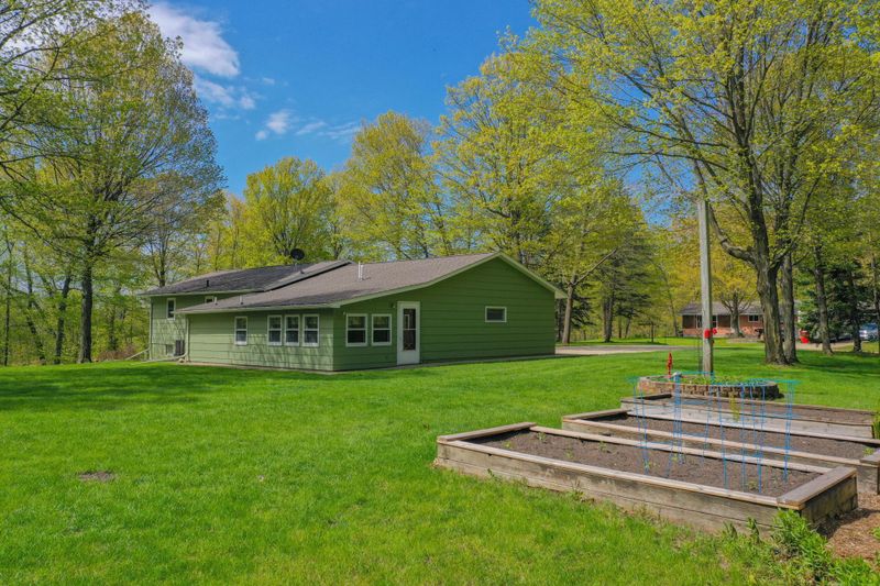 6033 Maple Ln NE, Alexandria, MN 56308