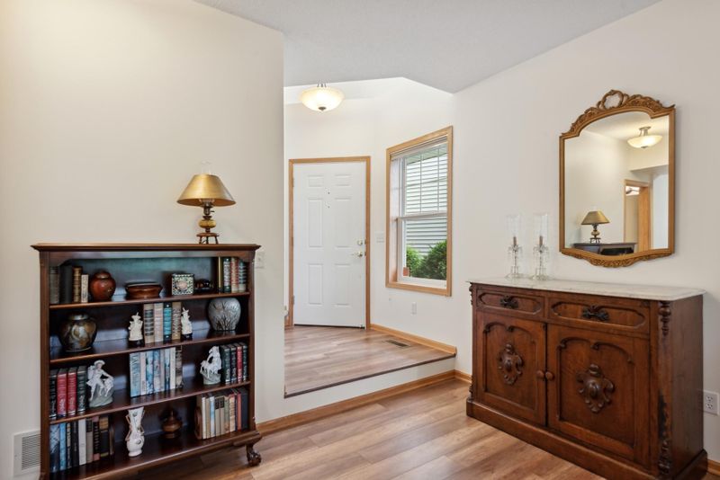 9530 Zircon Ct N, Maple Grove, MN 55311