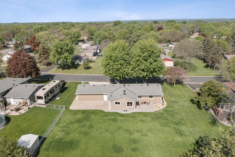 3896 Riverton Ave, Eagan, MN 55122