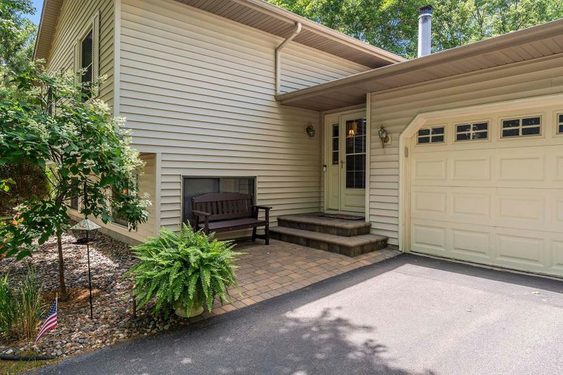 12207 Cartway Curve, Eden Prairie, MN 55347