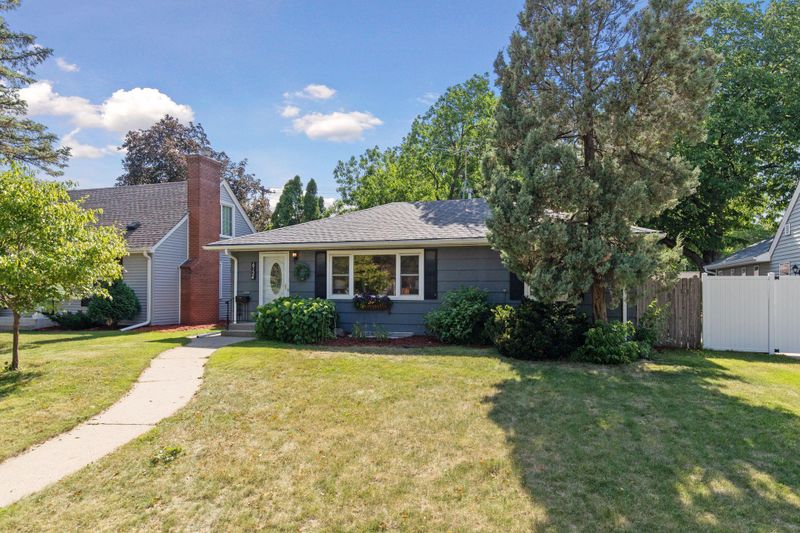 6124 Washburn Ave S, Minneapolis, MN 55410
