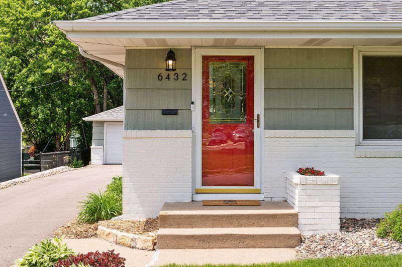 6432 Thomas Ave S, Richfield, MN 55423
