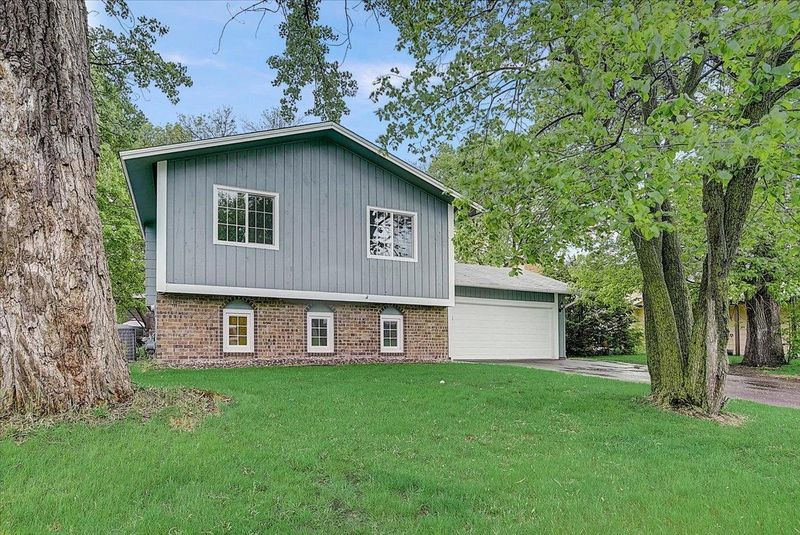 3025 83rd Ln N, Brooklyn Park, MN 55444