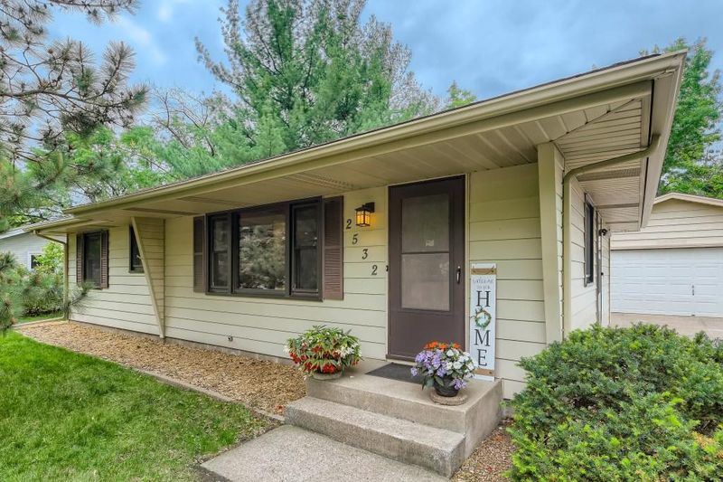 2532 S Heights Dr NW, Coon Rapids, MN 55433