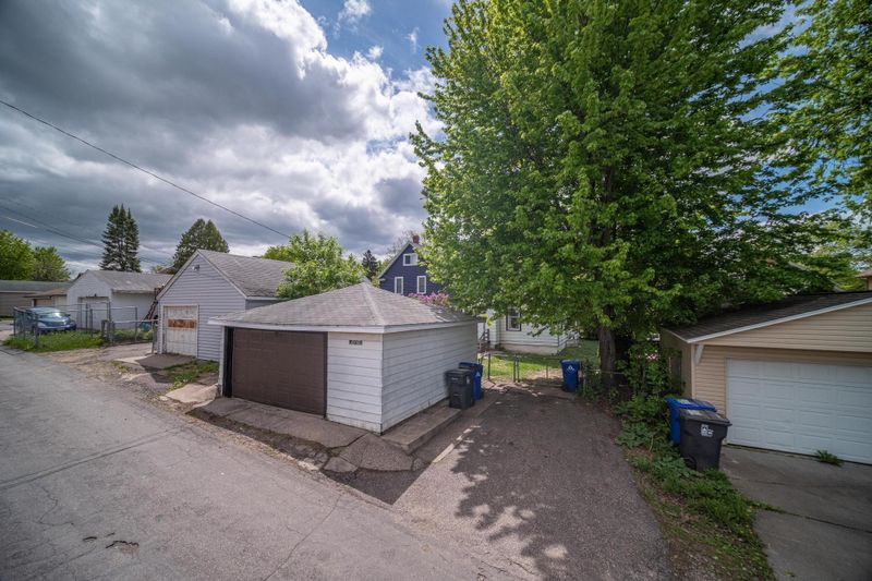 1009 Euclid St, Saint Paul, MN 55106