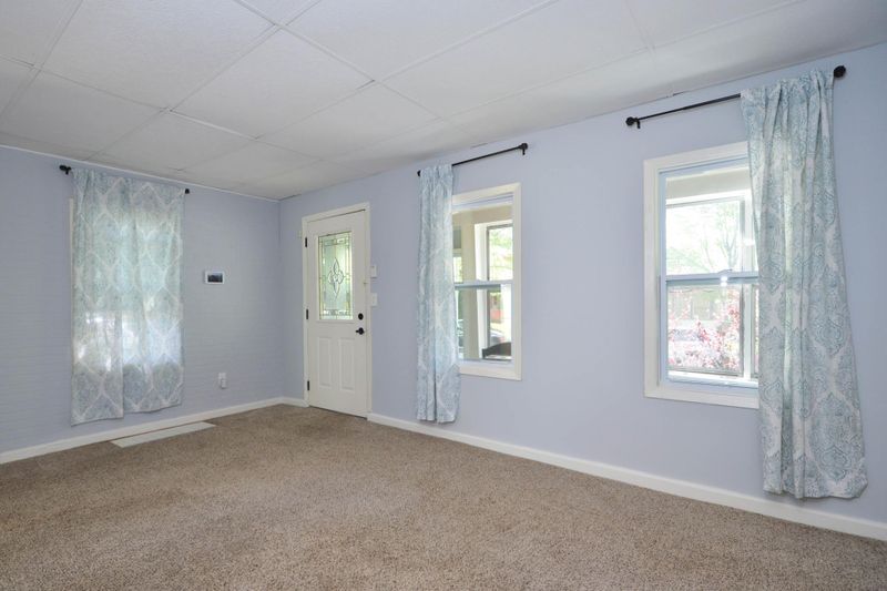 771 Magnolia Ave E, Saint Paul, MN 55106