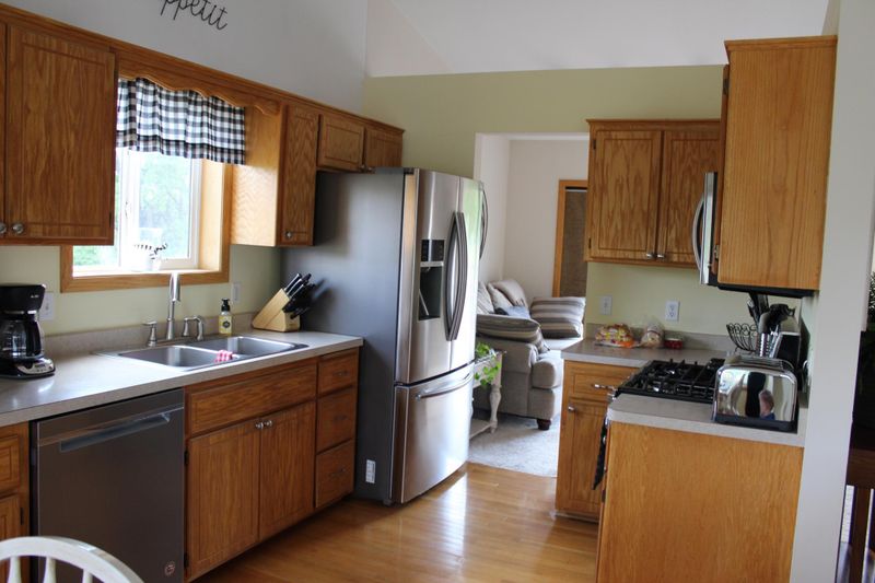 29432 139th St NW, Princeton, MN 55371