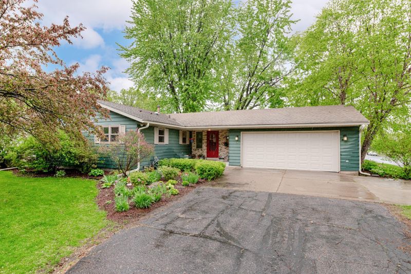3100 Lester Ave, Hastings, MN 55033