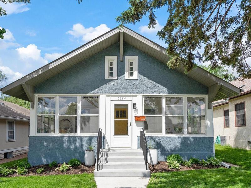 5324 42nd Ave S, Minneapolis, MN 55417