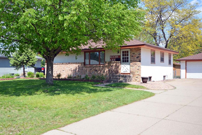 6330 Lee Ave N, Brooklyn Center, MN 55429