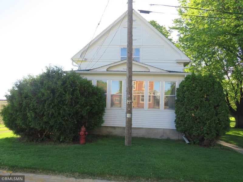 225 1st Ave NE, Plato, MN 55370