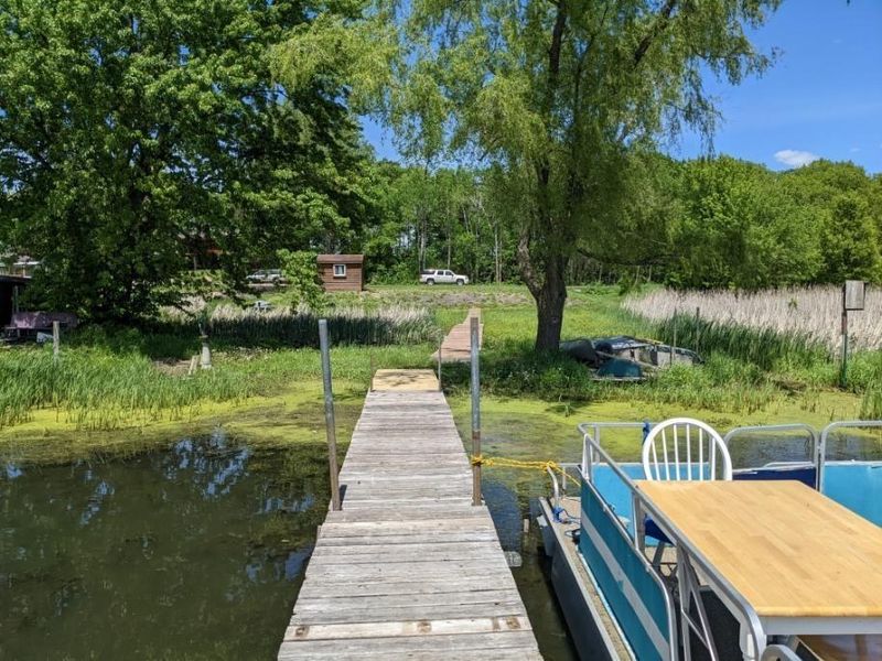 798 N Shore Dr, Waverly, MN 55390