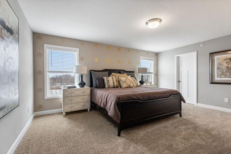 1747 Emerson Ct, Chaska, MN 55318