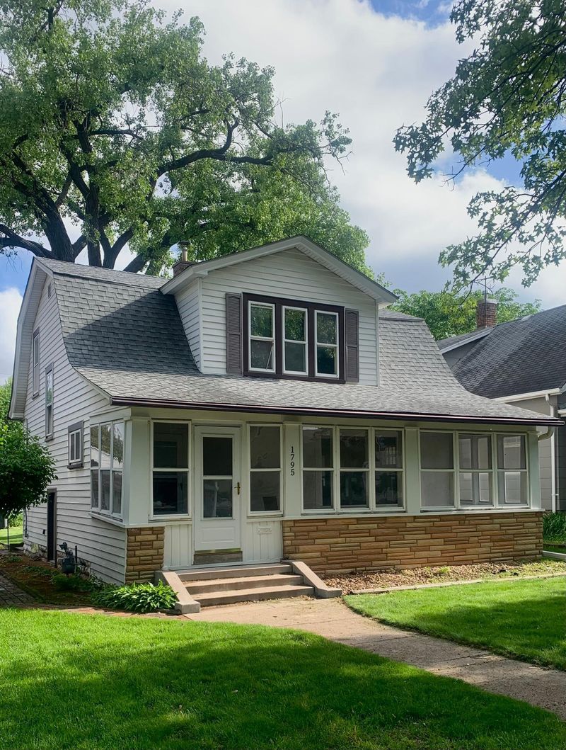 1795 James Ave, Saint Paul, MN 55105