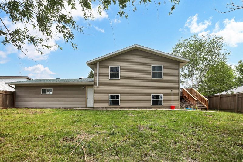 261 Elm St N, Kimball, MN 55353
